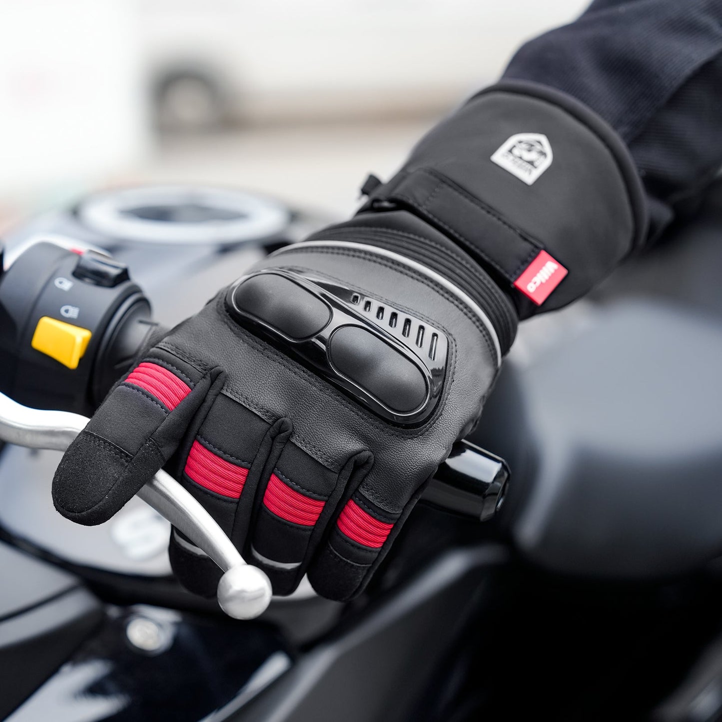 Motorcycle Gloves for Men and Women Full Finger Touchscreen Motorbike Gloves Goggles VICTGOAL gloves